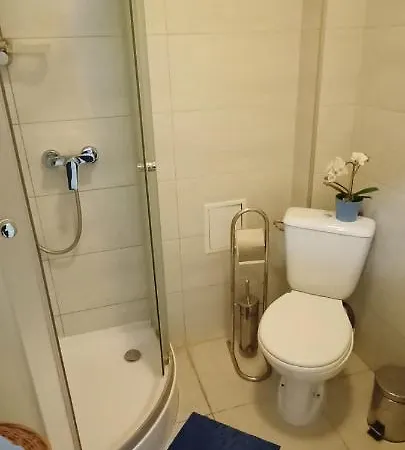 Апартаменты Granatowy Swietoduska 12